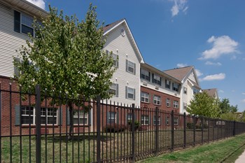 3613 Reading Road 1-2 Beds Apartment, Affordable for Rent - Photo Gallery 2