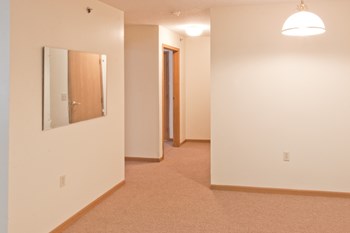 3613 Reading Road 1-2 Beds Apartment, Affordable for Rent - Photo Gallery 11