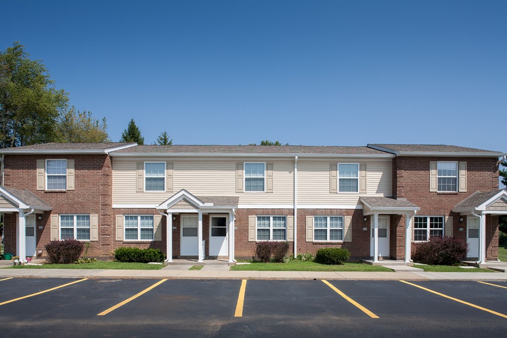 learn more about the leasing opportunities at whispering winds apartments fl