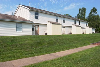 401 Columbia Ct 2-3 Beds Apartment, Affordable for Rent - Photo Gallery 2