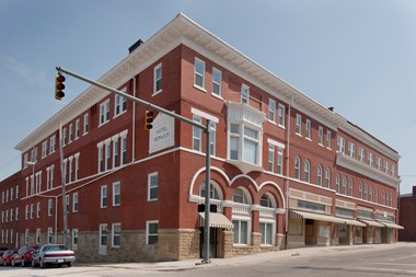 601 Wheeling Avenue Studio-1 Bed Apartment for Rent