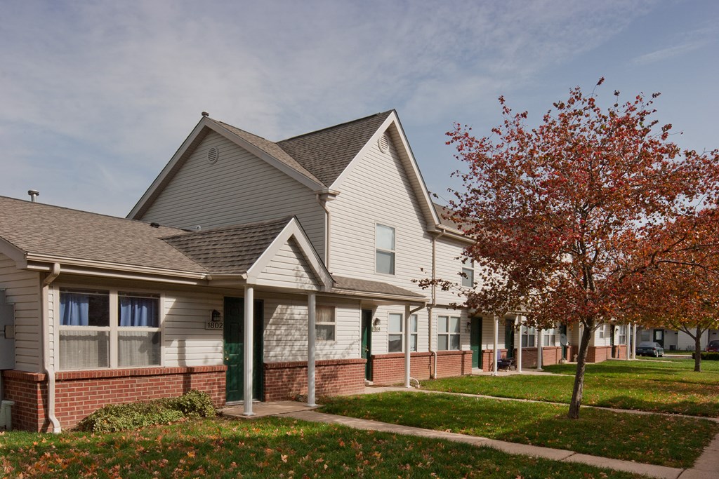 a row of houses in a suburban neighborhood