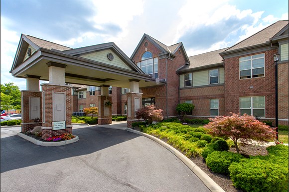 Eastway Village Apartments, 4237 E. Broad St, Whitehall, OH - RENTCafé