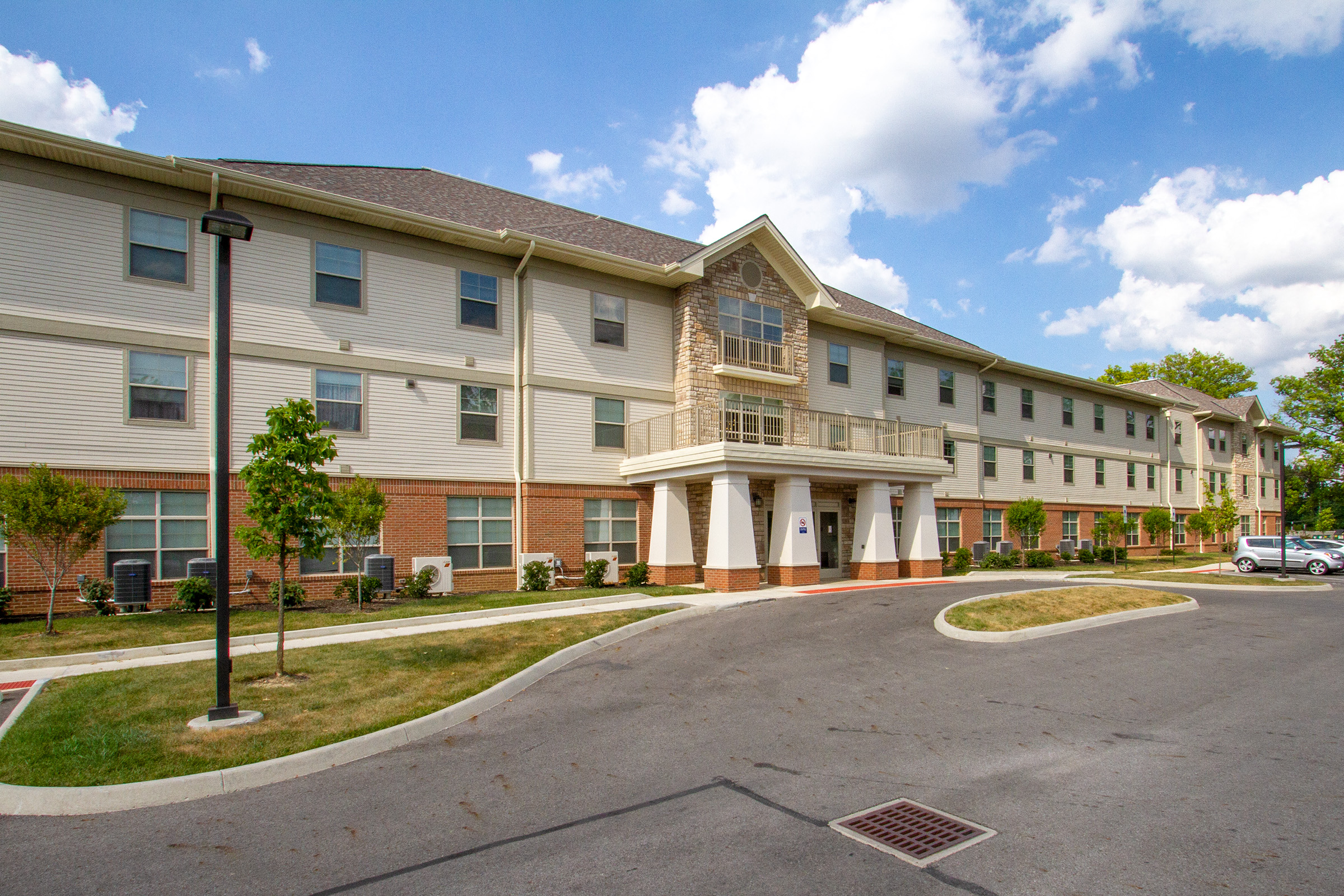 Hamilton Crossing Apartments in Whitehall, OH