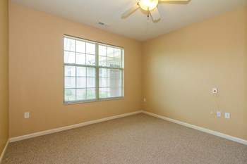 Elim Manor Senior Garden Apartments - Photo Gallery 11