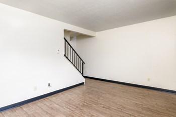 2940 Loffer Court 1-4 Beds Apartment, Affordable for Rent - Photo Gallery 10