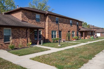 1941 Oakdale Avenue 2-3 Beds Apartment, Affordable for Rent - Photo Gallery 3