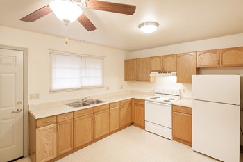 246 Pinehurst Blvd. #500 2-4 Beds Apartment, Townhouse, Affordable for Rent - Photo Gallery 5
