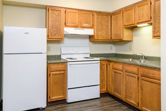 3680 Pinnacle Road 1-4 Beds Apartment for Rent