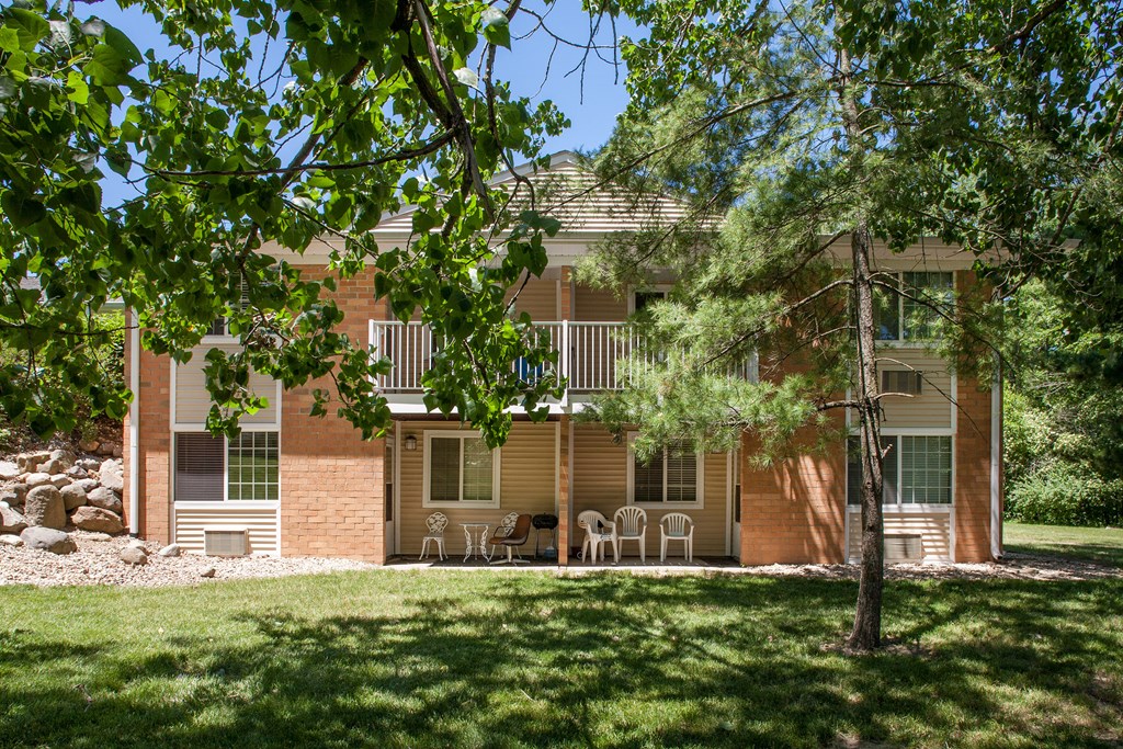 our apartments offer a spacious yard for residents to enjoy