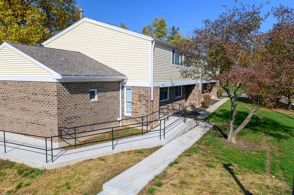 Ohio Townhouses Apartments, 2775 Brentnell Ave, Columbus, OH RentCafe