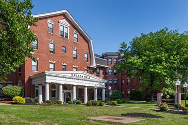 3418 Reading Road Studio-1 Bed Apartment for Rent