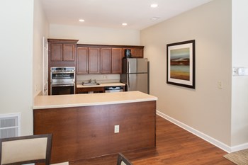 904 Regal Ridge 2-3 Beds Apartment, Affordable for Rent - Photo Gallery 4