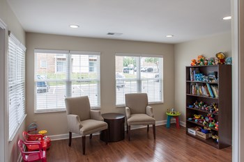 904 Regal Ridge 2-3 Beds Apartment, Affordable for Rent - Photo Gallery 6
