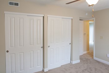 904 Regal Ridge 2-3 Beds Apartment, Affordable for Rent - Photo Gallery 12