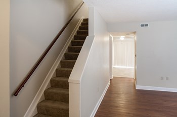 904 Regal Ridge 2-3 Beds Apartment, Affordable for Rent - Photo Gallery 15