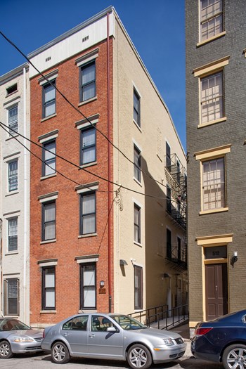 429 E 13th Street Studio-4 Beds Apartment, Affordable for Rent - Photo Gallery 2