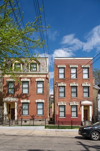 429 E 13th Street Studio-4 Beds Apartment, Affordable for Rent - Photo Gallery 8