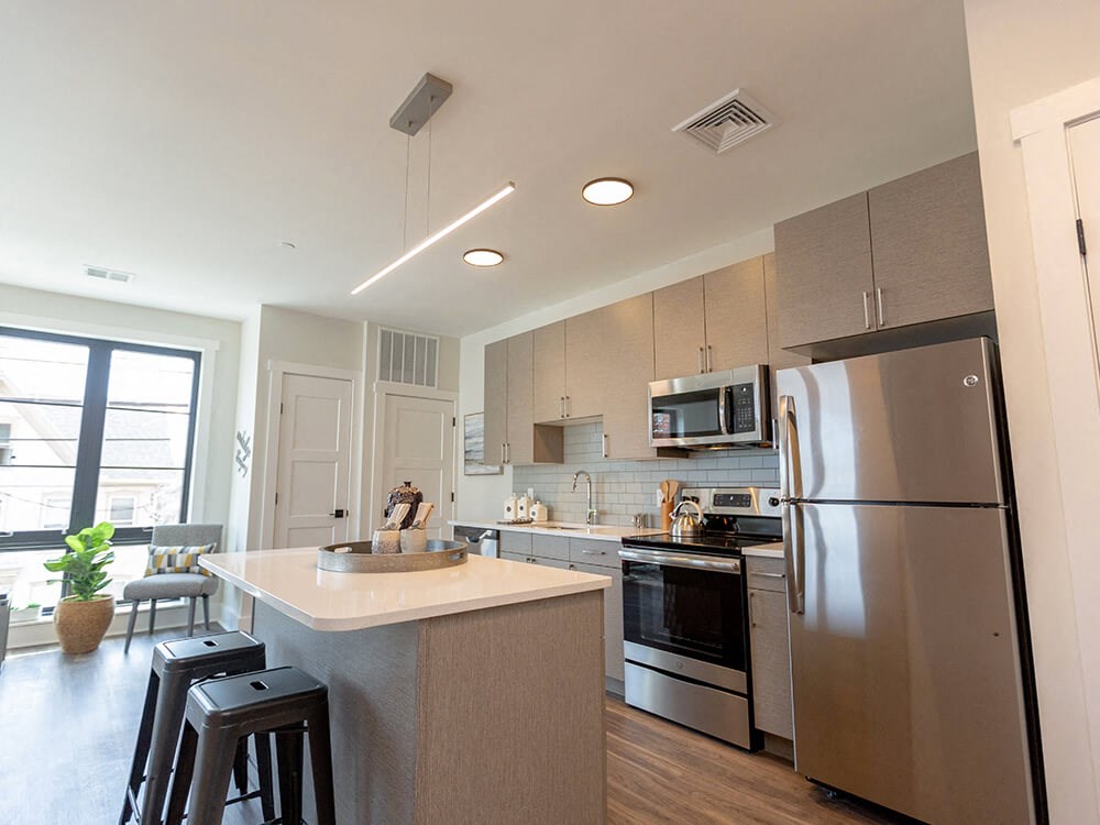 Fully Equipped Kitchen With Modern Appliances at Walnut Street Commons, Allentown