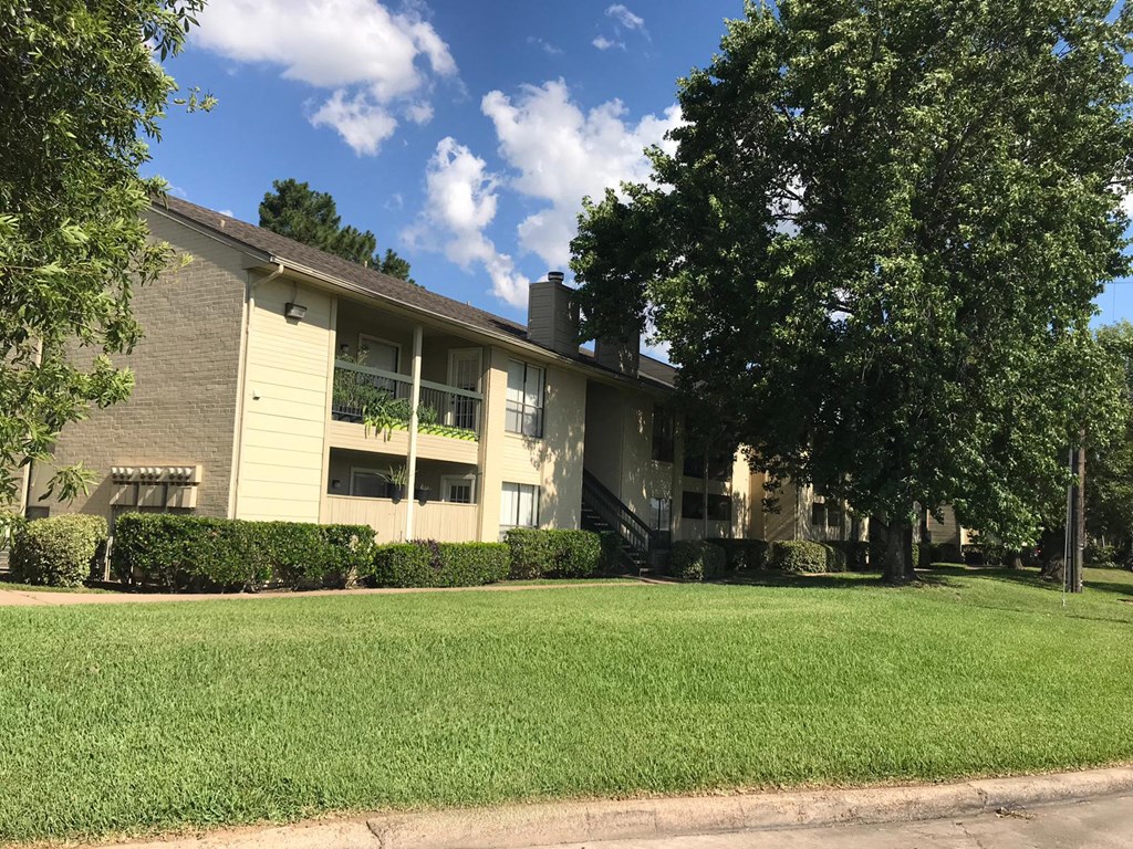 Colonies Landing Apartments, 15550 Kingfield Rd., Houston, TX RentCafe