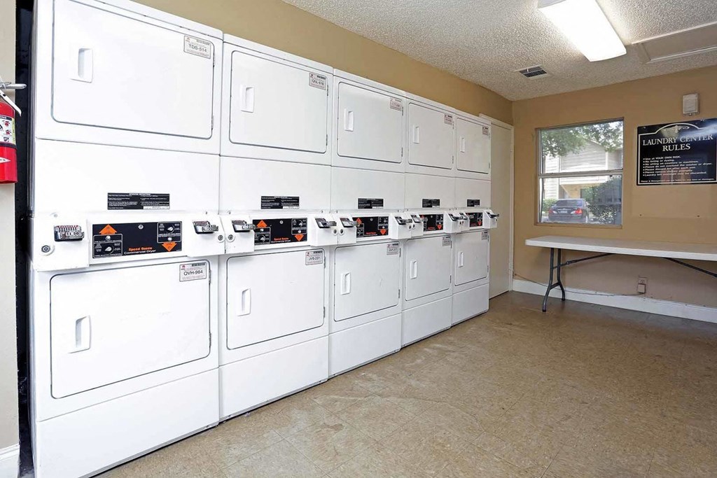 Dove Creek Villas Apartments, 500 N. Dove Rd., Grapevine, TX RentCafe