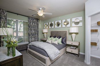 5702 Castle Hill Drive 1-3 Beds Apartment for Rent - Photo Gallery 16