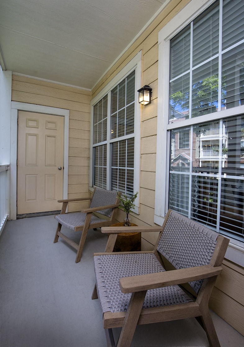 Indianapolis Apartment Castle Cree patio and deck