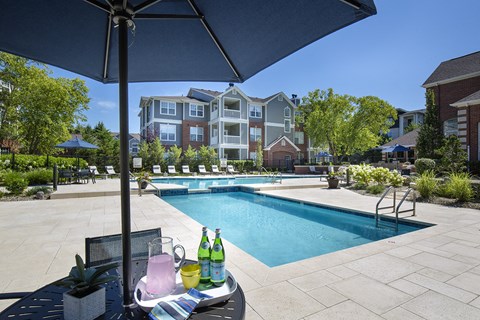 Indianapolis Lake Clearwater Apartments resort-style pool and dining area