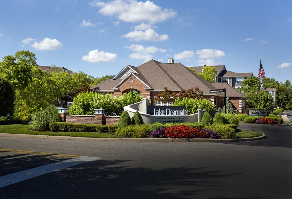 Lake Clearwater Apartments