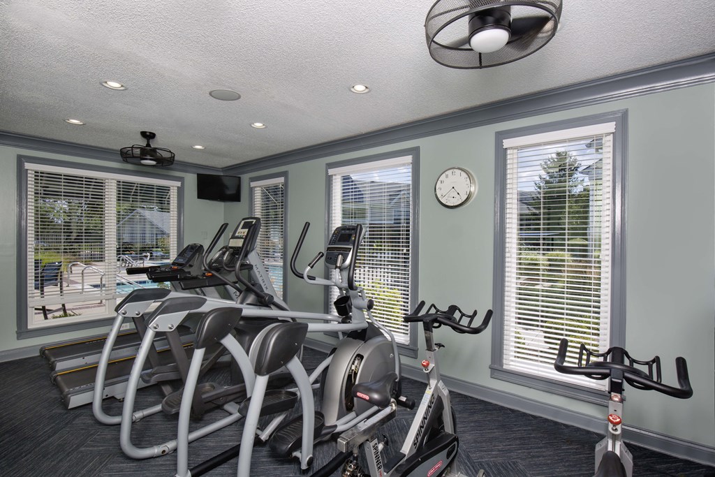 Indianapolis The Lakes Apartments fitness center with cardio equipment