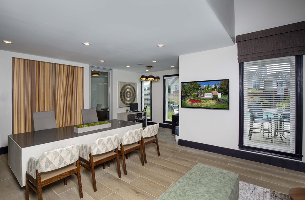 Indianapolis The Lakes Apartments leasing office with 24-hour maintenance
