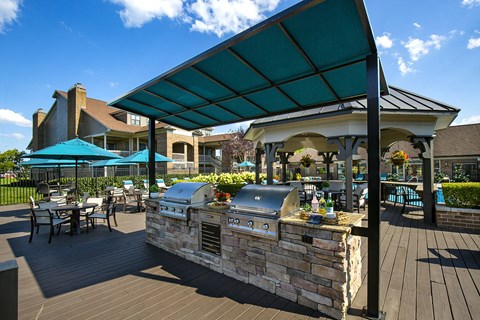 Willow Lake Apartments