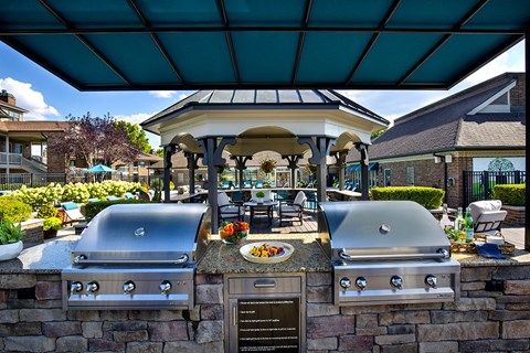 Willow Lake Apartments