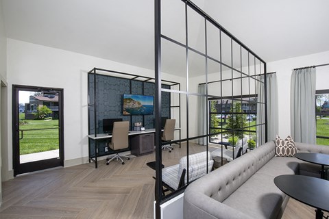 Willow Lake Apartments