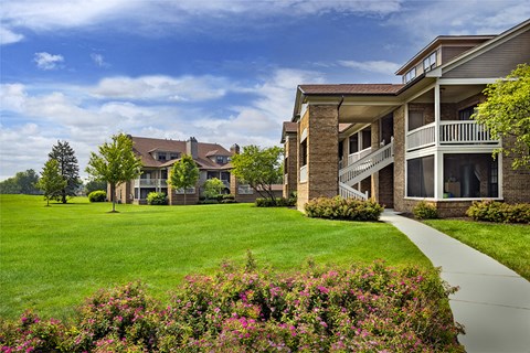 Willow Lake Apartments