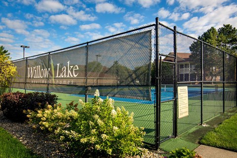 Willow Lake Apartments
