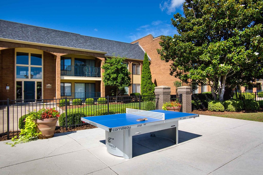 Hurstbourne Grand Apartments ping pong table