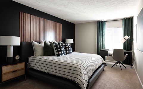 Hurstbourne Grand Apartments Louisville bedroom with ample natural light