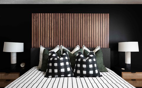 Hurstbourne Grand Apartments Louisville bedroom with modern decor