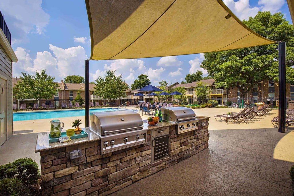 Louisville Plainview Apartments