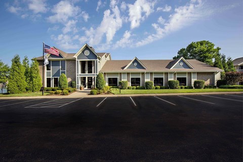 Louisville Plainview Apartments leasing center and clubhouse