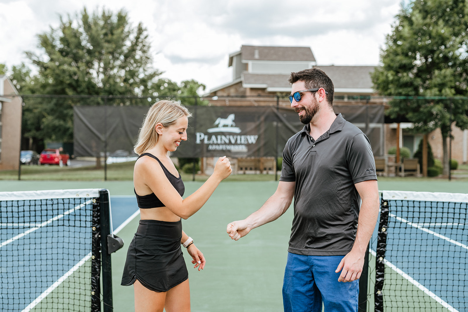 Louisville Plainview Apartments tennis courts
