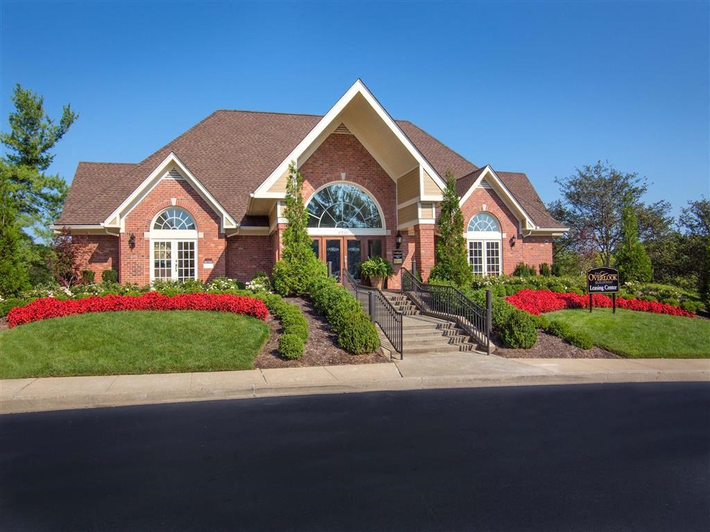 The Overlook at St. Thomas Apartments Louisville leasing center entrance