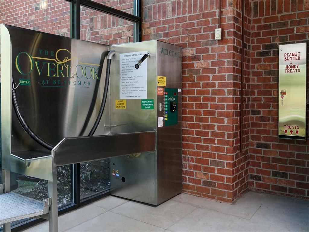 The Overlook at St. Thomas Apartments Louisville pet-washing station