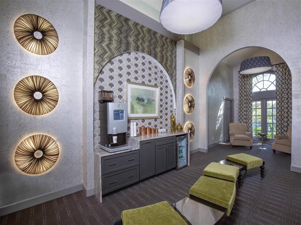 The Overlook at St. Thomas Apartments Louisville resident lounge with gourmet coffee bar
