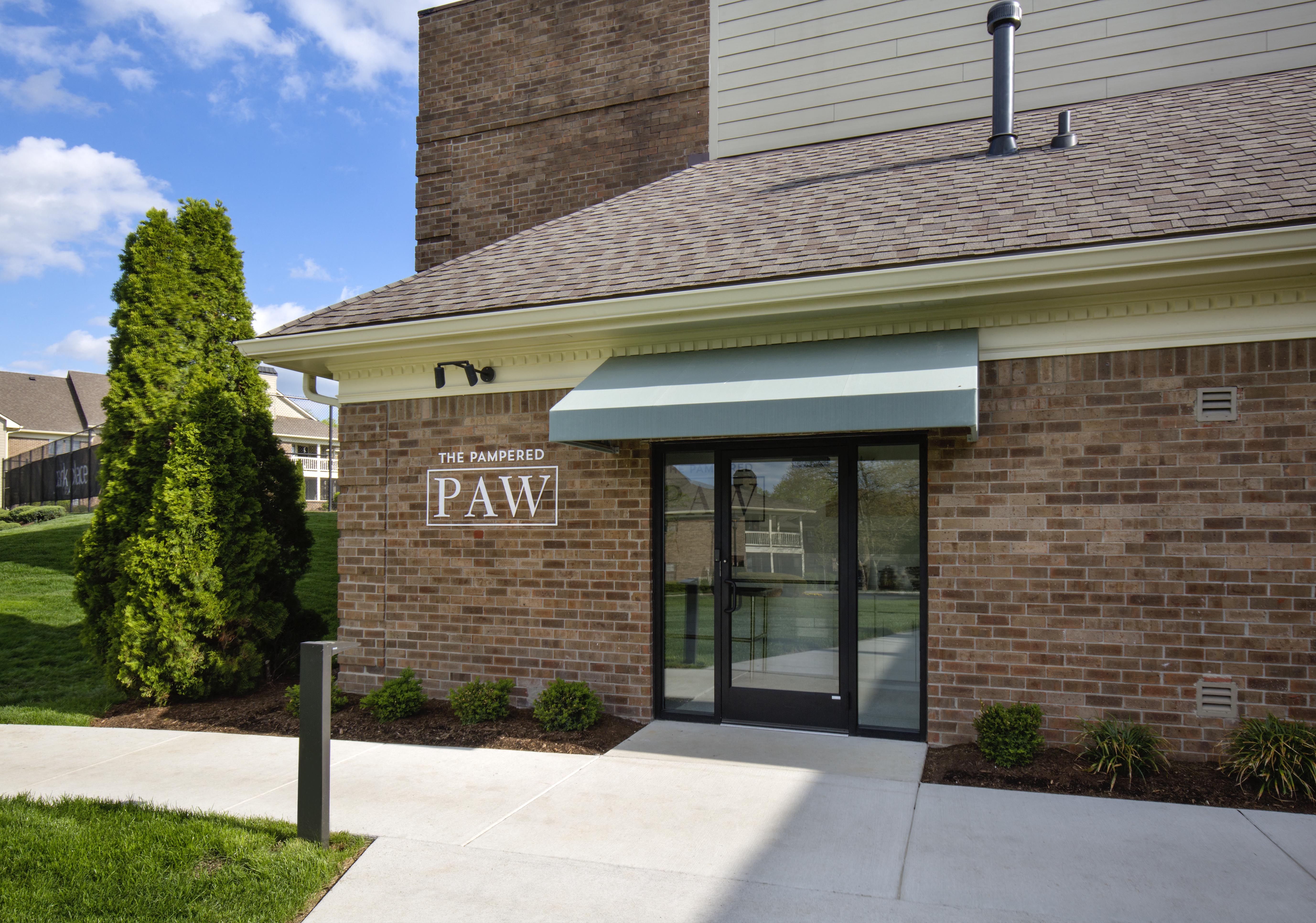 Lexington Park Place Apartments pet spa entrance