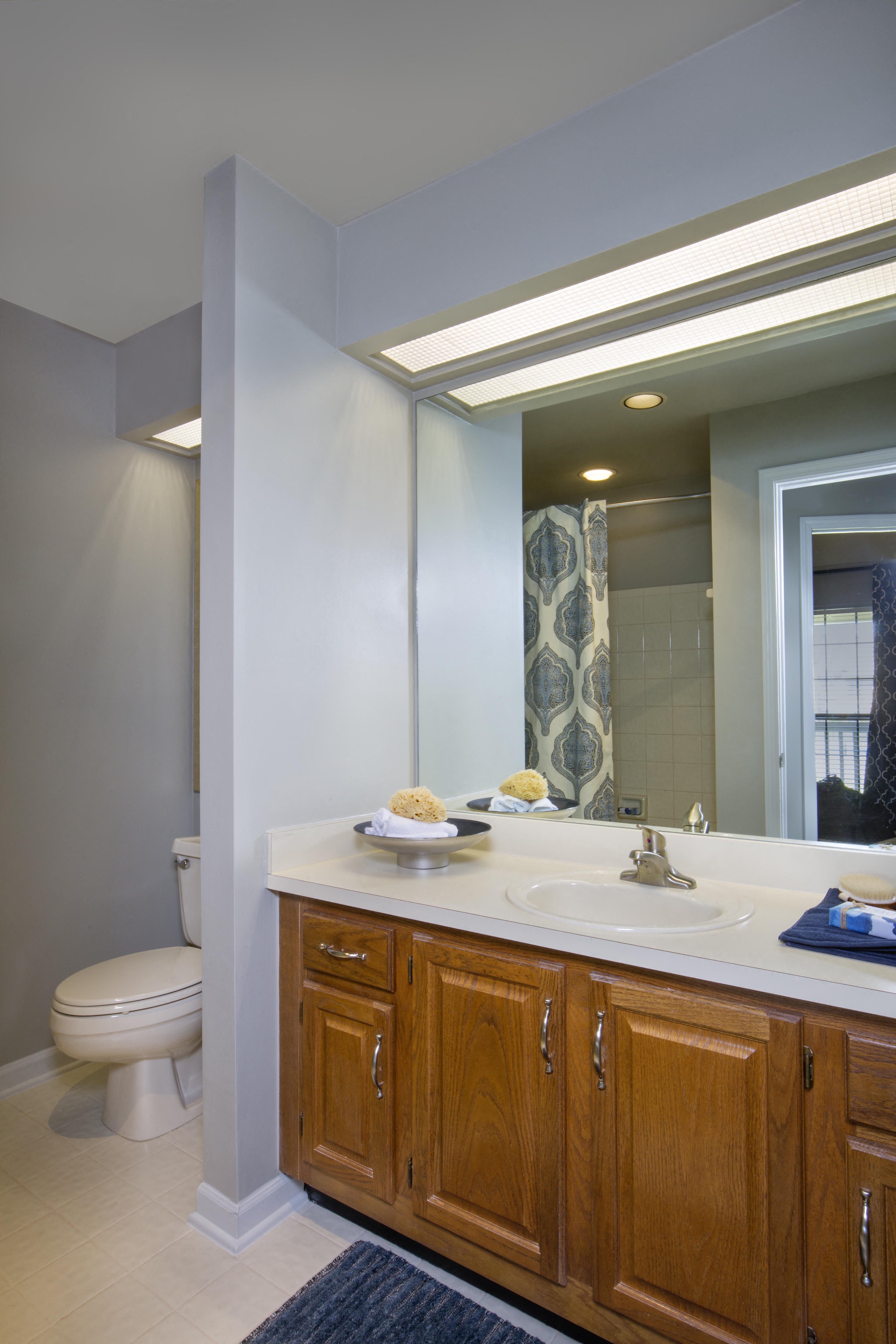 Lexington Park Place Apartments spacious bathroom with large vanity