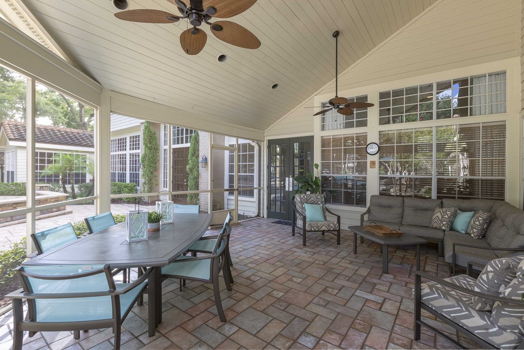Longwood Golf Brook Apartments Clubhouse Screened Patio and Lounge Space