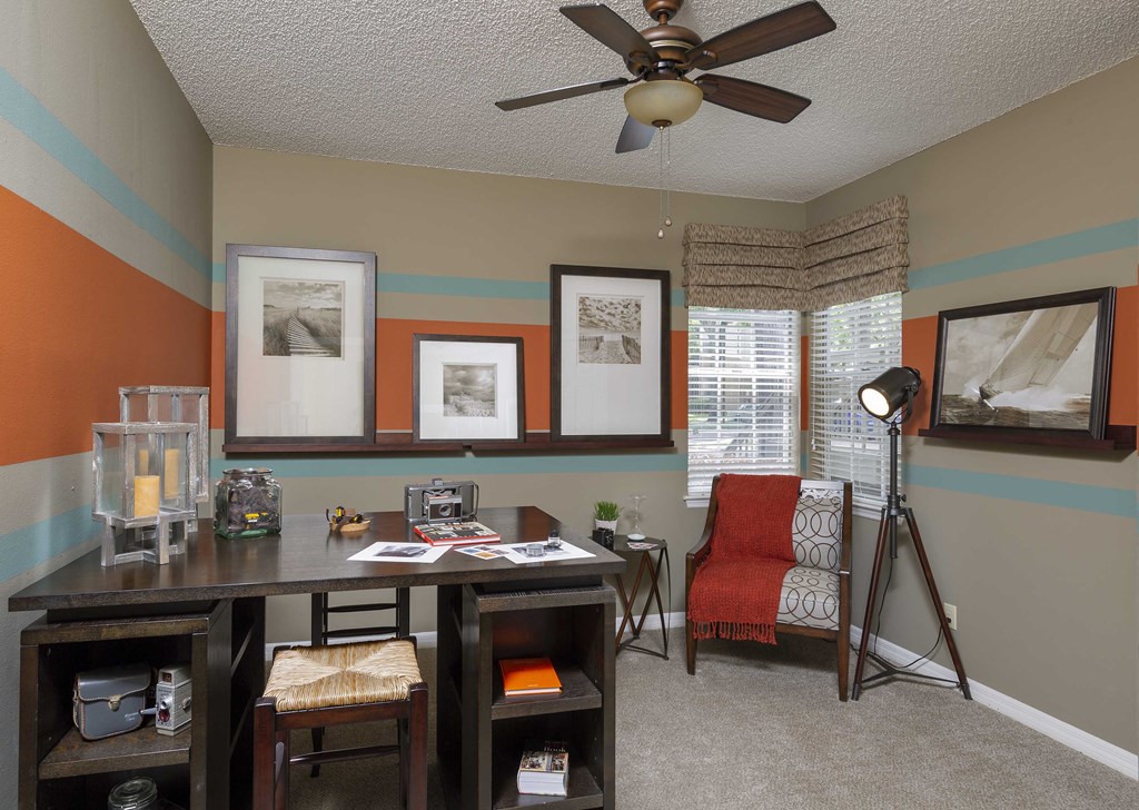 Longwood Golf Brook Apartments Third Bedroom or Office Space