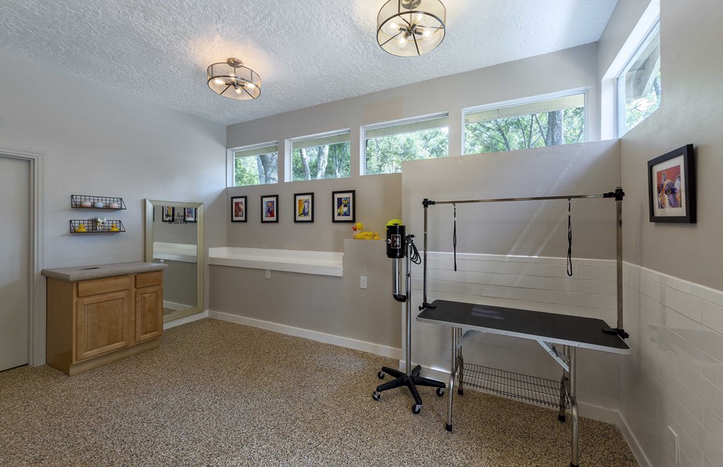 Longwood Sabal Park Apartments The Pampered Paw pet spa